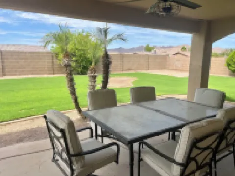 Yuma Foothills Family-friendly Home Central location to Lake, Dunes, River, etc. 福瑞娜麓山酒店