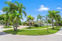 Imperial Point Pool House!