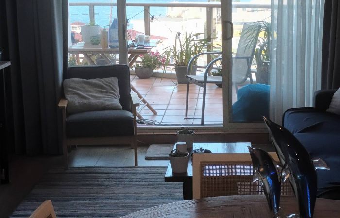 Backpacker’s Waterfront Stay at Shoal Bay Stayz with Dave& Stays