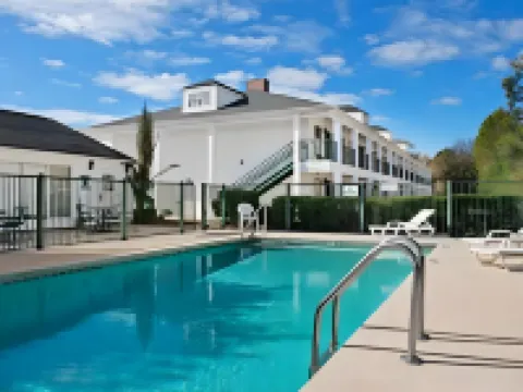 Baymont by Wyndham Kingsland Hotels in Kingsland