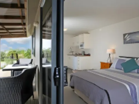 Auckland Country Cottages