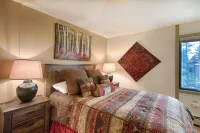 Gorgeously Remodeled Condo with Great Location! Hotels in Peak 8