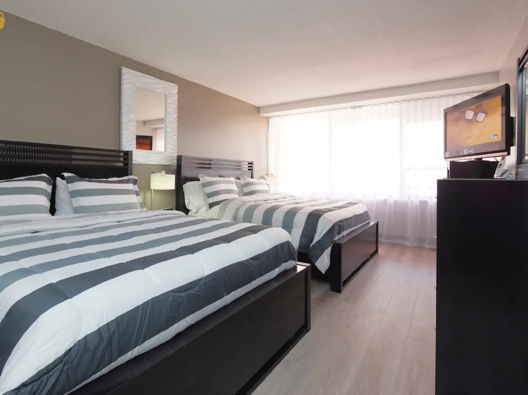 Deluxe Miami Beach  2 Bedroom And Balcony Views - 1119 - Miami Beach, FL