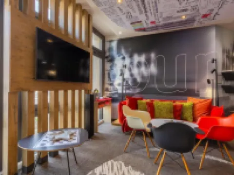 B&B โฮเทล ชาร์ทร์ส์ เซ็นเตอร์ คาเธดรัล โรงแรมในชาทร์