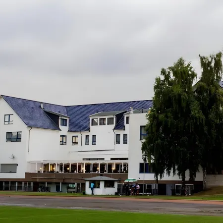 Erbenholz Hotel