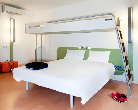 宜必思快捷酒店克萊蒙費朗北里永 里永酒店