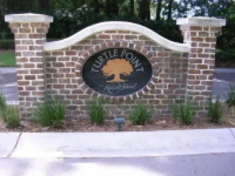 Cypress Cottage Home located in East Beach near everything Kiawah has to offer!