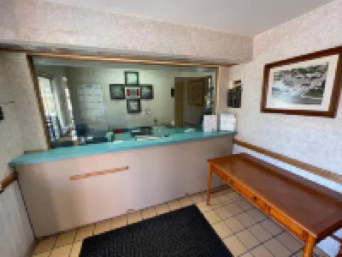 Travelers Inn Hotels in Castro Valley