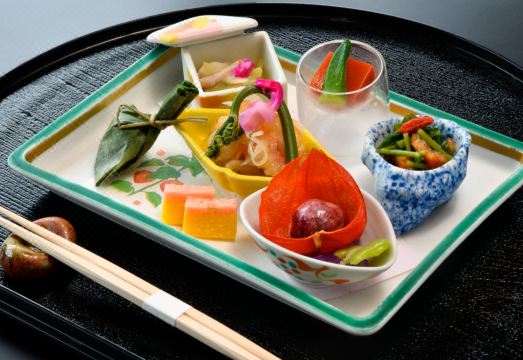 [가게쓰테이의 평온한 온천 시설 이미지]