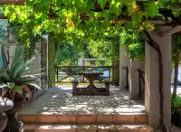 คาคามัสโรงแรม โรงแรมใน