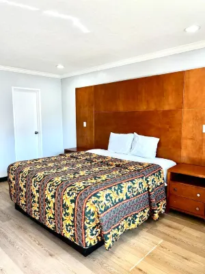Aqua Inn Motel Hotel di Baldwin Park