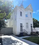 Charming 3-bedroom condo 700 ft from St. Charles Streetcar in Uptown New Orleans Hotels in 