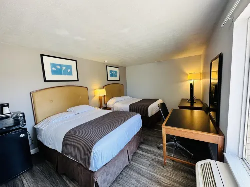 Travel Inn & Suites - 2-Star