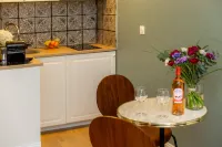 Les Appartements Chics du Vieux-Port - Homestays