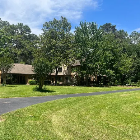 Gorgeous 5-bedroom country house in Cypress, Houston with Outdoor pool and SPA
