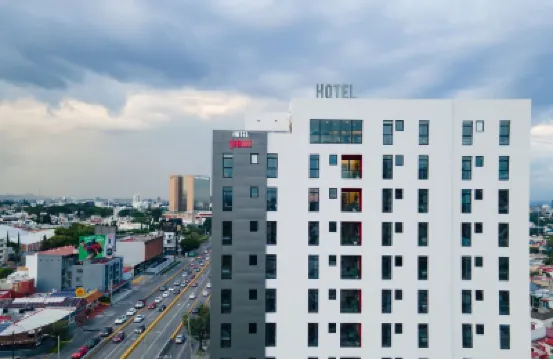 Gumont Guadalajara López Mateos - Minerva Hotels near Glorieta La Estampida