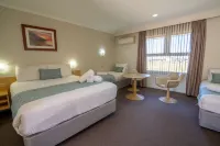 Hospitality Carnarvon, SureStay Collection by Best Western Hotel di Brockman