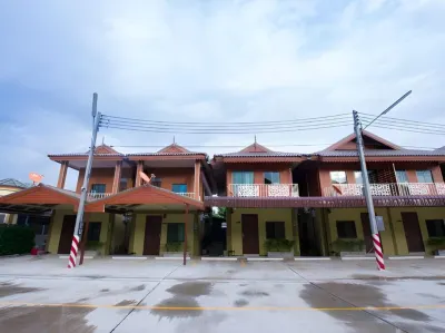 Sri Siam Resort Hotels in Pak Phraek
