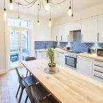 Host & Stay - Simba House