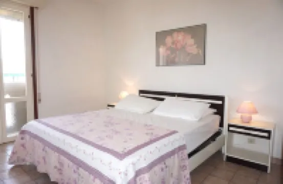 Relax in Our Seaview Flat