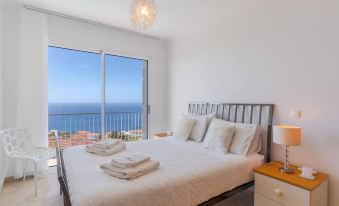 Villa Eldomar 61 in Estreito da Calheta