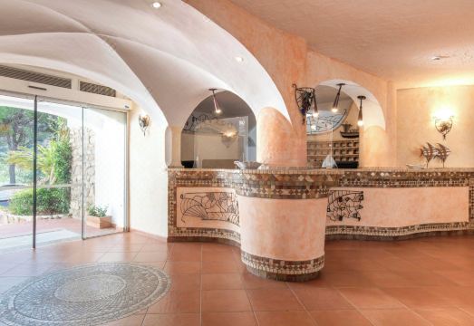 홀리데이 룸 컬렉션 수영장