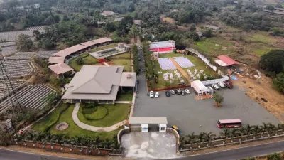 Discover Resorts Pali Hotels in 