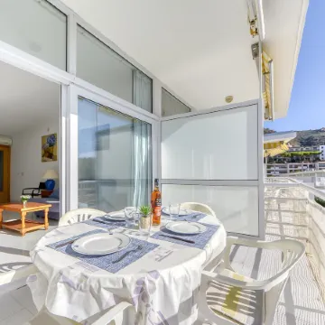 Apartment in Roses Near Platja Almadrava