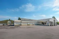 Best Western Post Oak Inn Hotels near Reveille Peak Ranch