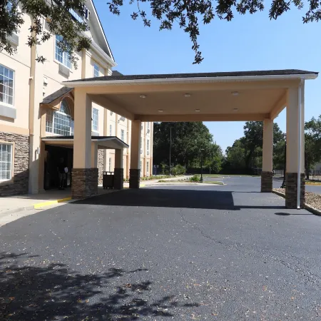 Baymont by Wyndham Lafayette Airport