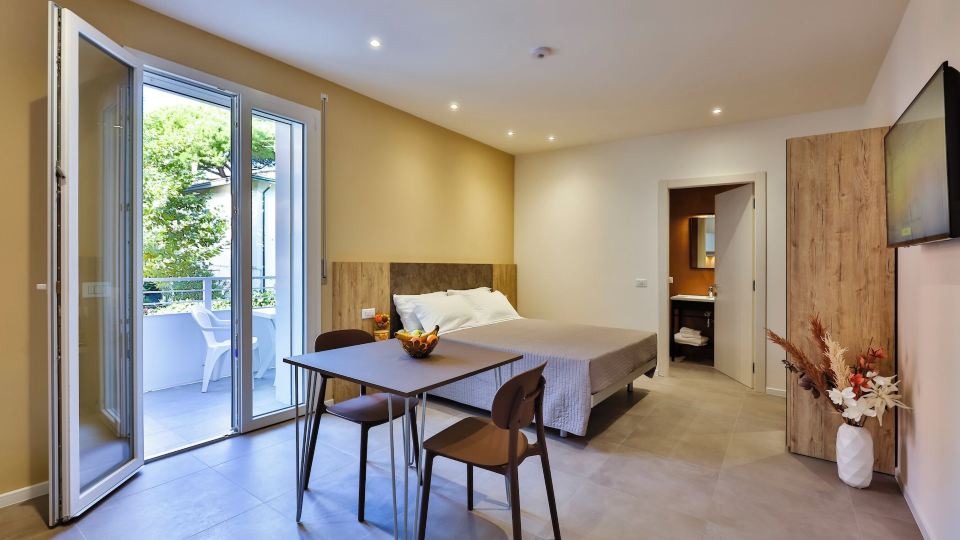 Apho Apartment Hotel