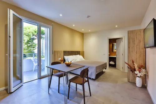 Apho Apartment Hotel - 3 estrellas