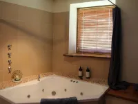 Peppermint Ridge Retreat Hotels in Kettering