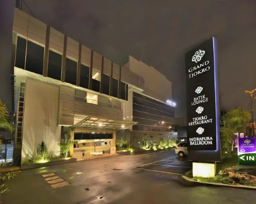 Tjokro Hotel Pekanbaru Hotels in Bukit Raya