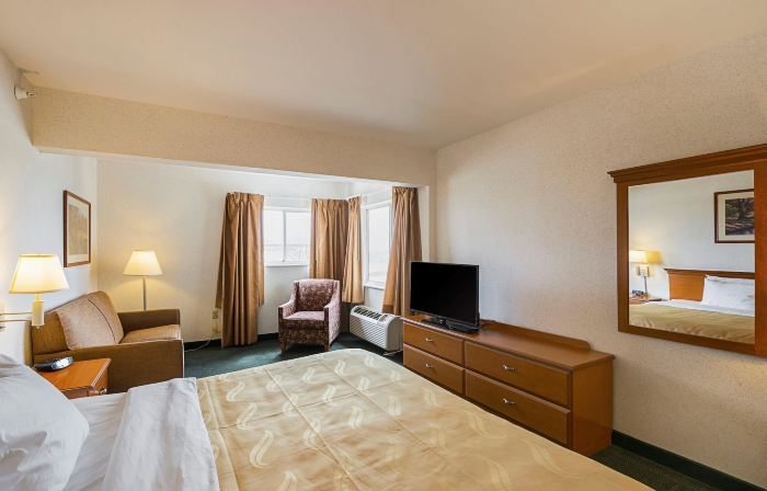 Quality Inn & Suites Belmont Route 151