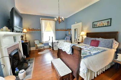 The Pines of Dresden Hotels in Jefferson Township