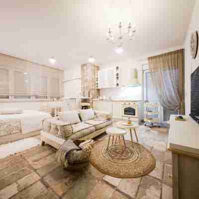 伊卡精品豪華公寓 Rooms