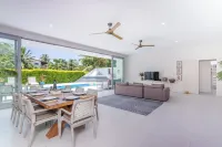 Mama Taras Luxury Villa