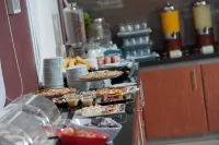 Hotel Diego de Almagro Lomas Verdes - Bữa sáng