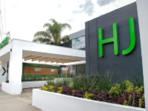 Hotel Jardin Hotels near Maclovio Rojas