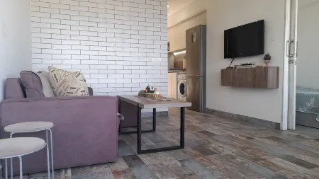 2 Bedroom Chalet in Kaslik,Generator is Including