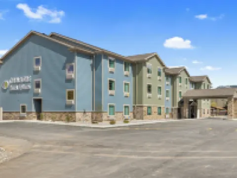Cobblestone Hotel & Suites - Alpine Hotels in Alpine