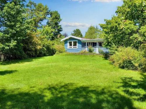 Quaint Holiday Home in Hovedstaden Near Sea - Homestays