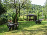 Royal Holiday Home with Swimming Pool Hoteles cerca de Chiesa Romanica di Prine