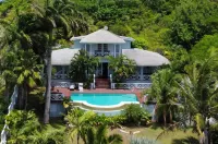 Beautiful Caribbean Style 2-bed Family Villa - Villa Kessi 2 Bedroom Villa by RedAwning - Villas