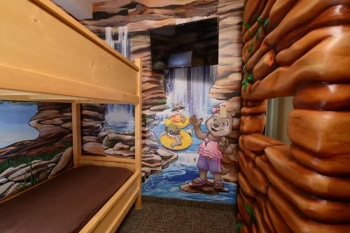 Great Wolf Lodge Colorado Springs - Scenic