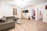 Pavillon Fani Hotels in Thiers