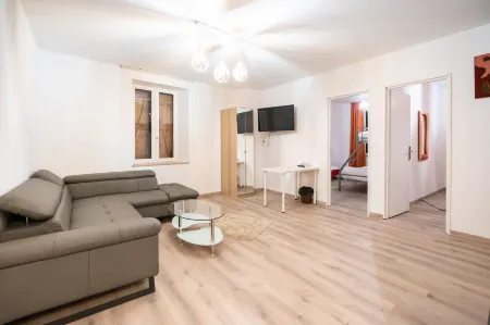 Pavillon Fani Отели в г. Сен-Виктор-Монвьянекс