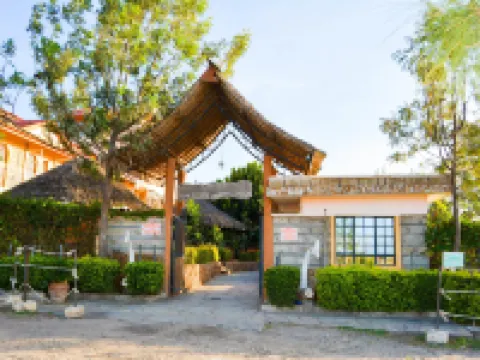 パイン ブリーズ ゲッタウェイ ルケニヤ アティ・リバーのホテル