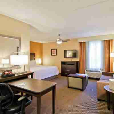 Homewood Suites by Hilton Waterloo/St. Jacobs Rooms